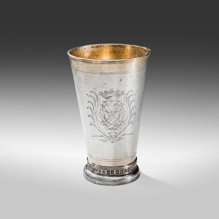 A RUSSIAN BEAKER. РУССКИЙ КУБОК.