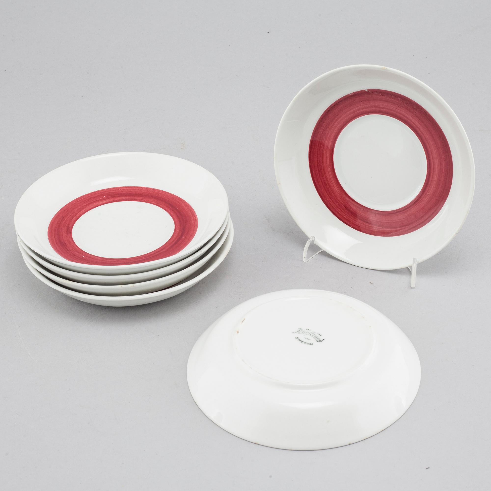 HERTHA BENGTSON, kaffeservis, nio delar, porslin, "Kadett Röd", Rörstrand, formgiven 1954.