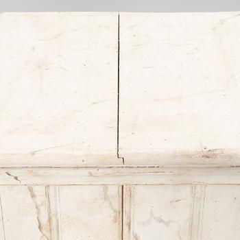 Pedestal, a pair, early 20th century.