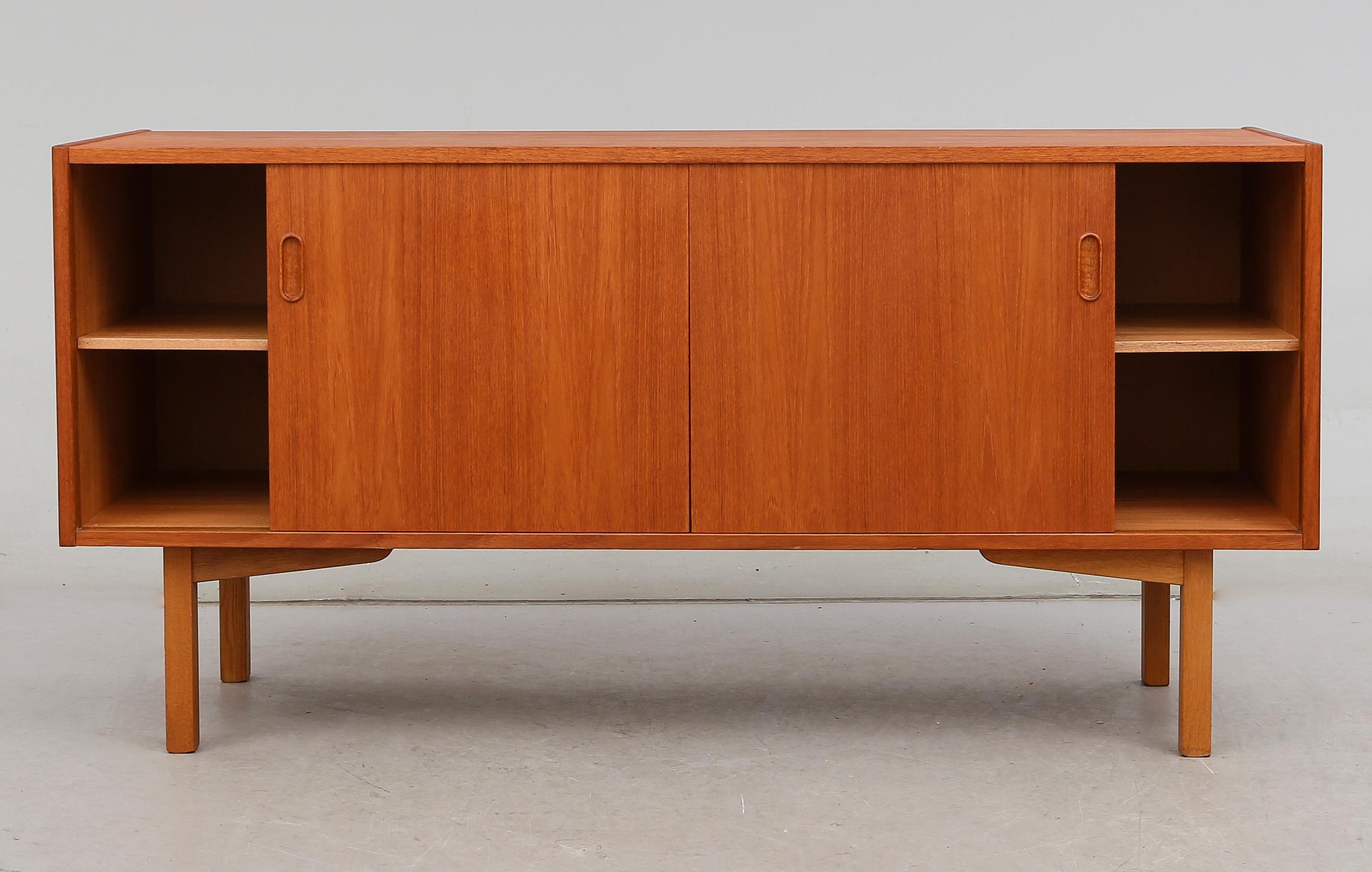 SIDEBOARD, 1900-talets andra hälft.