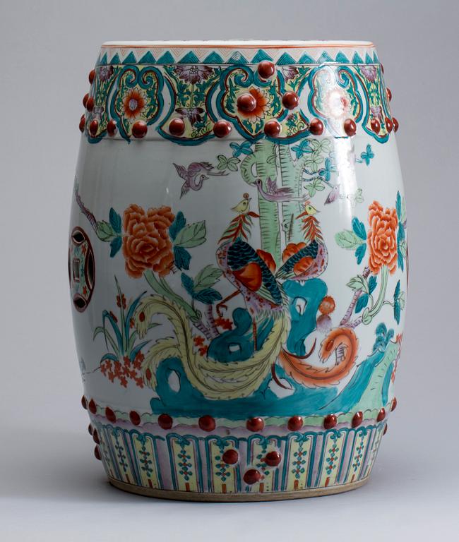 TRÄDGÅRDSPALL, porslin, Kina, 1900-tal.