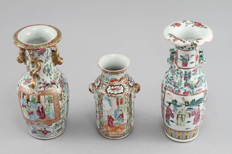 VASER, 3 st, porslin, Kina, troligen 1800-tal.