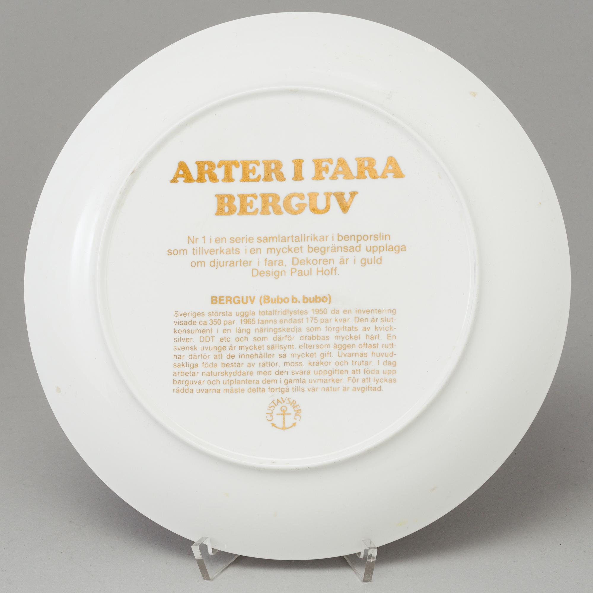 Eleven bone china plates by Paul Hoff, Gustavsberg.