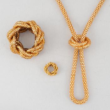 Lara Bohinc, a set of a necklace, ring, and bracelet.