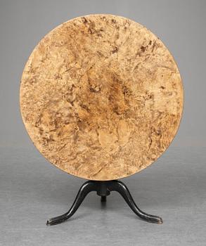 161. FÄLLBORD. Mälardalen, 1800-talets första hälft.