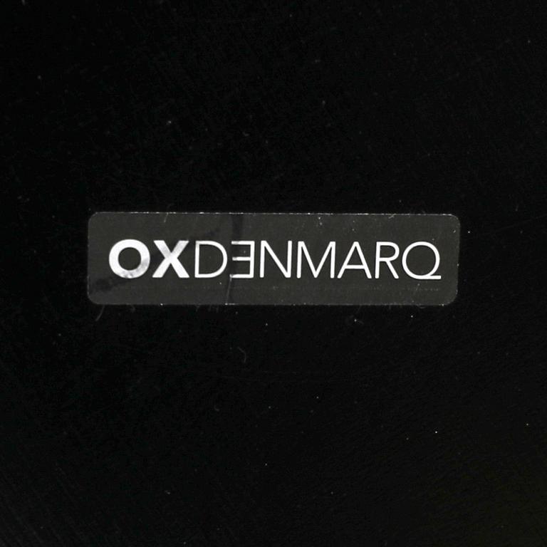 Dennis Marquat, bord, "O table" för OX Denmarq, 2022 Danmark.