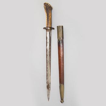 A hunting sword and two bayonets with scabbards.