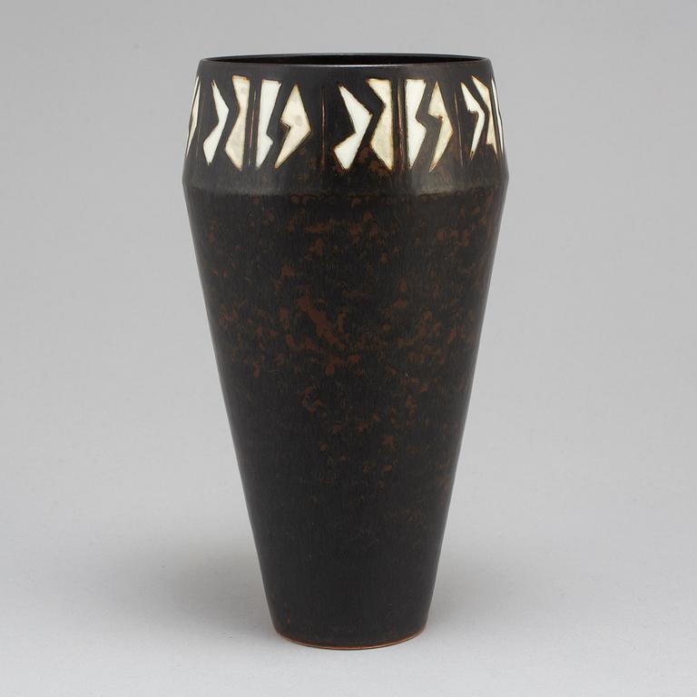 CARL-HARRY STÅLHANE, a unique stoneware vase, Rörstrand.