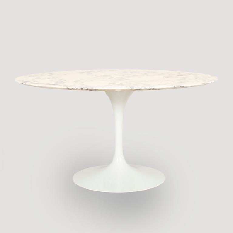 Eero Saarinen, A mid-20th century  'Tulip' dining table, for Artek, manufactured under licens by Billnäs factory.