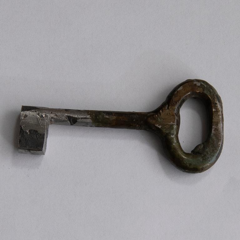 Hängskåp  1800-tal.