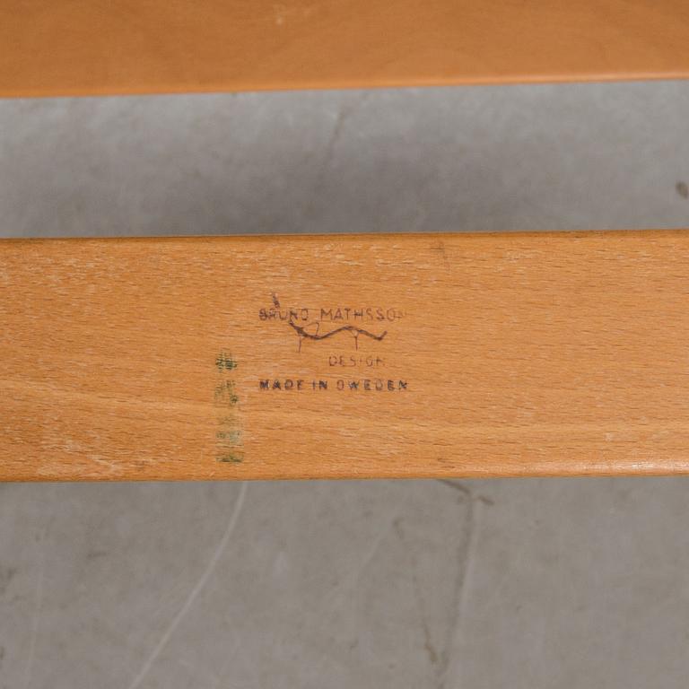 BRUNO MATHSSON, fåtöljer ett par, "Eva", för Dux, 1900-talets andra hälft.