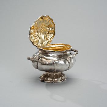 SUGARBOX, silver, Lithuania, Vilnius 1858, Daniszewski weight 836 g.