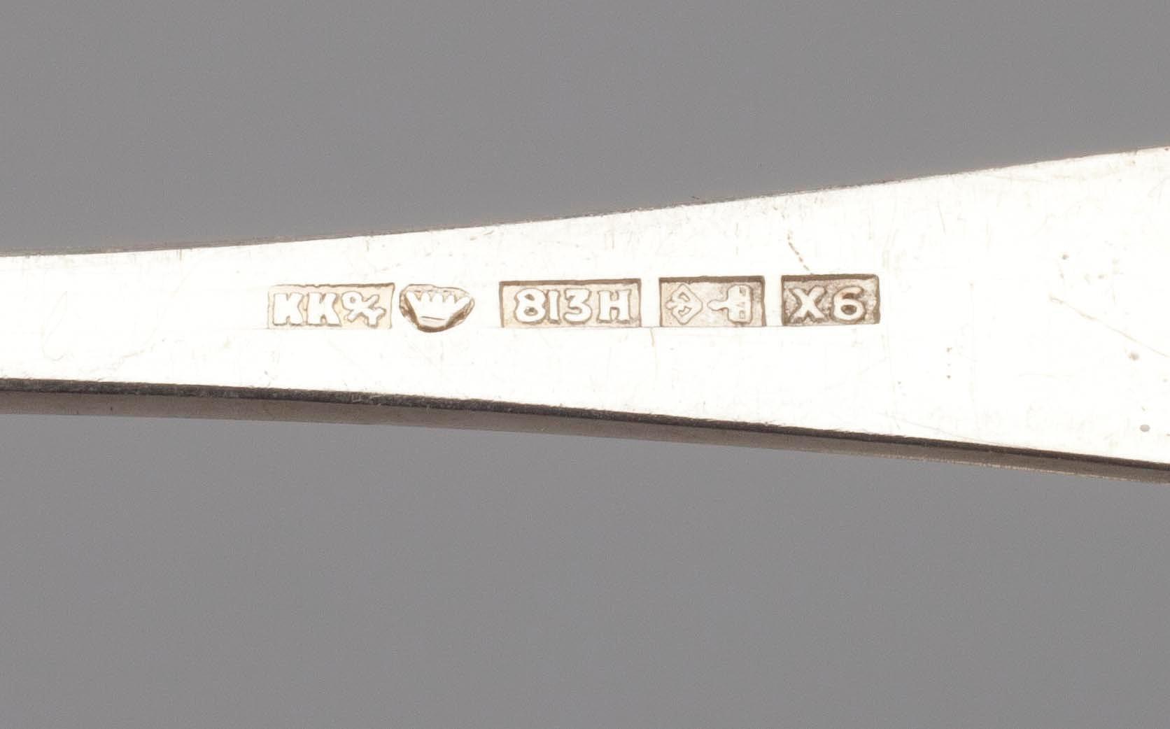PARTI BESTICK, 11 st, silver, diverse finska stämplar. Vikt ca 214 g.