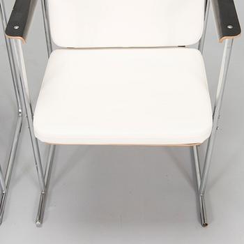 Yrjö Kukkapuro, karmstolar, ett par "Skaala 474", Avarte, sent 1900-tal.