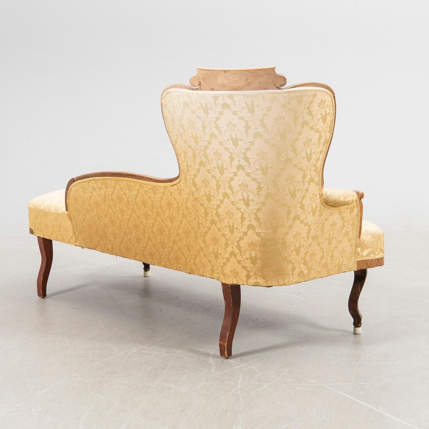 Canapé, late 19th century/early 20th century.