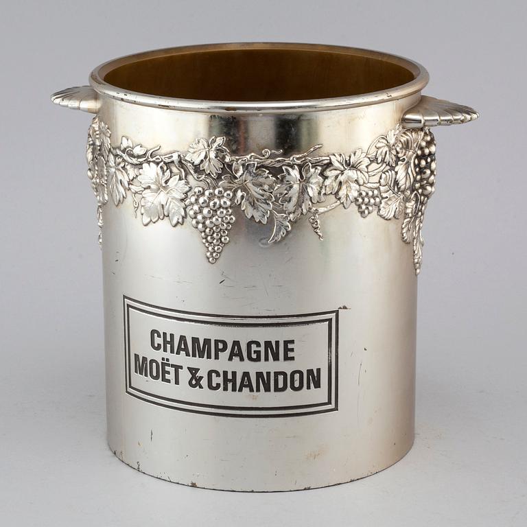 A Moët & Chandon champagne cooler, 20th century.