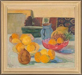 Sulho Sipilä,  Still life with fruits.