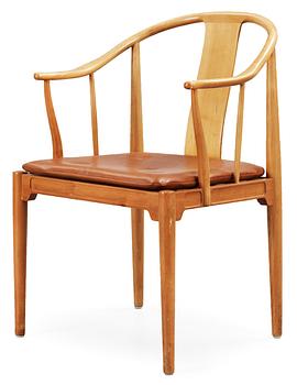 68. HANS J WEGNER, karmstol, "Kina-stolen", Fritz Hansen, Danmark 1966.
