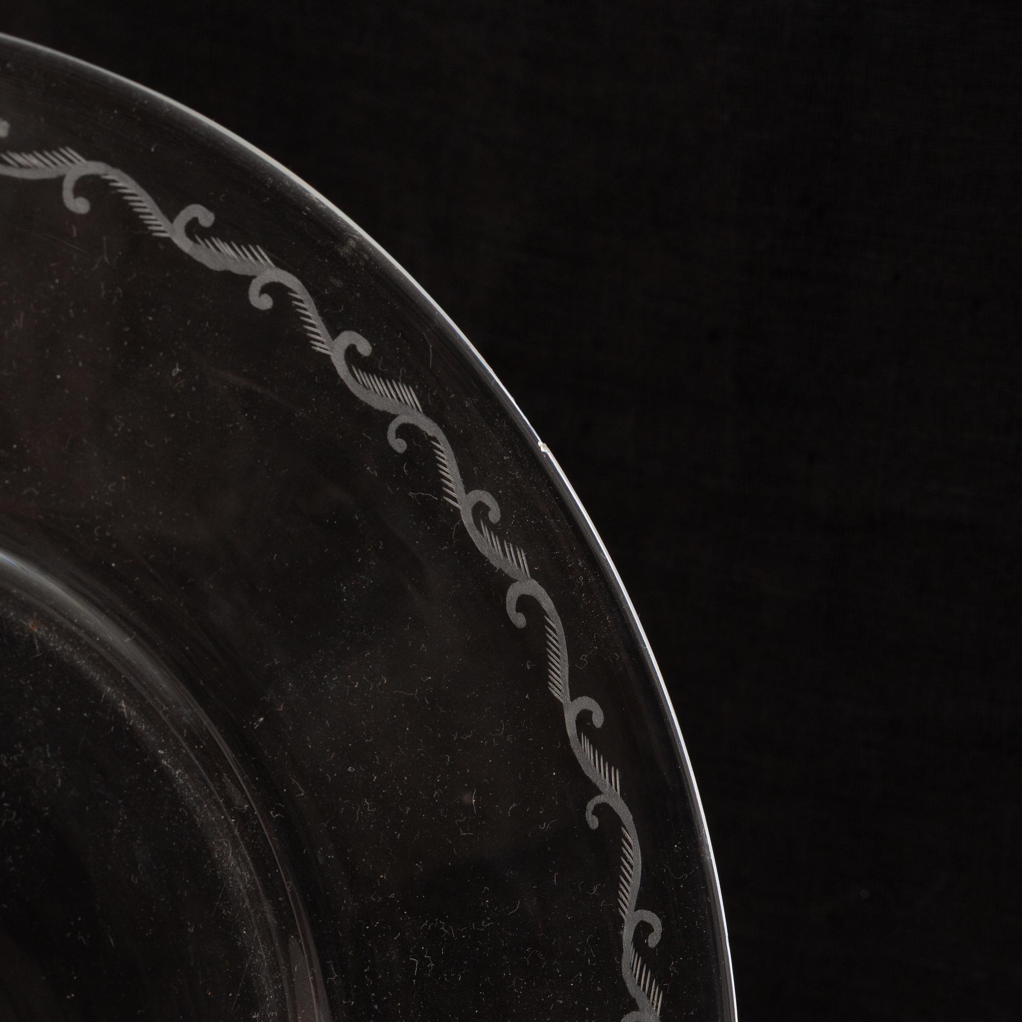 Edward Hald, A bowl with saucer, Orrefors.