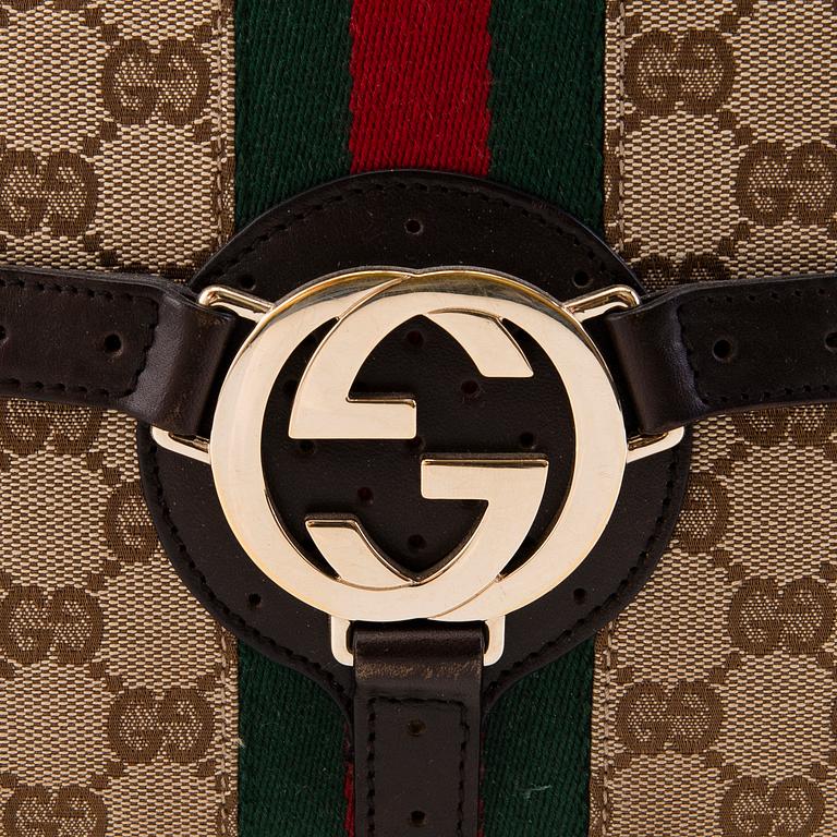 GUCCI, AXELVÄSKA.