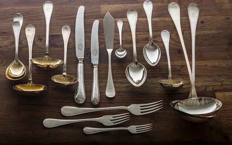 BESTICK, 208 dlr, "Svensk", silver, 1920-tal, total vikt inkl rostfria knivskaft ca 9000 g.