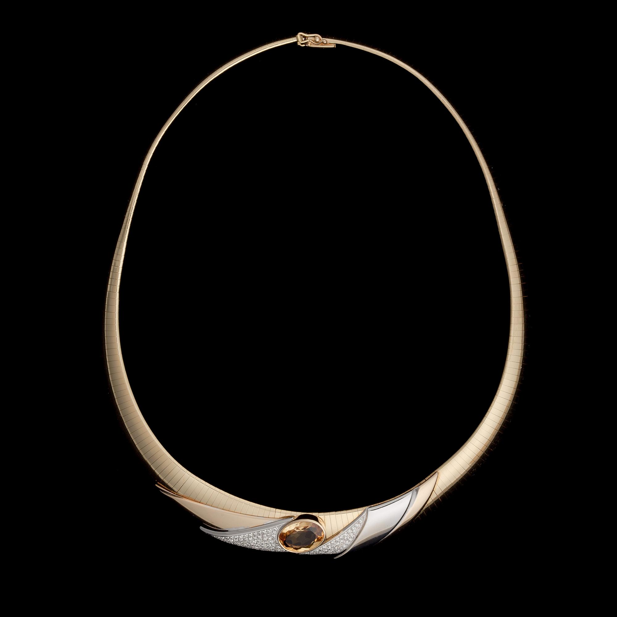 COLLIER, fasettslipad citrin, briljantslipade diamanter, 18K guld och vitguld. A. Tillander.