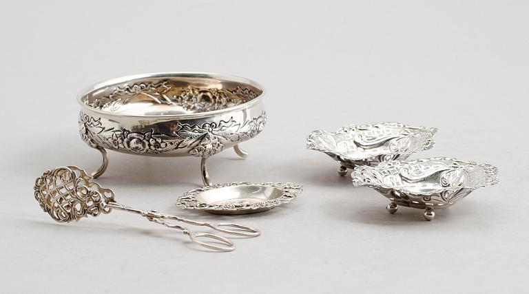 SILVERFÖREMÅL, 5 delar, norska, engelska och svenska stämplar, 1900-tal. Vikt ca 215 gram.