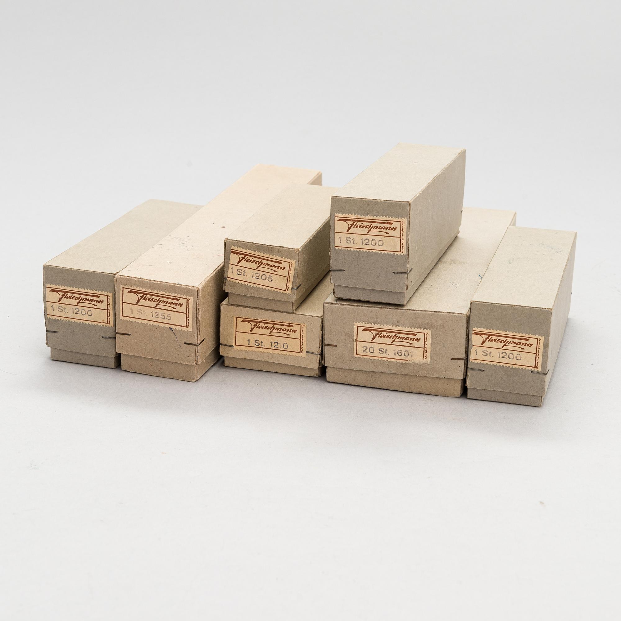 A Fleischmann train set, 7 pieces, second half of the 20th century.