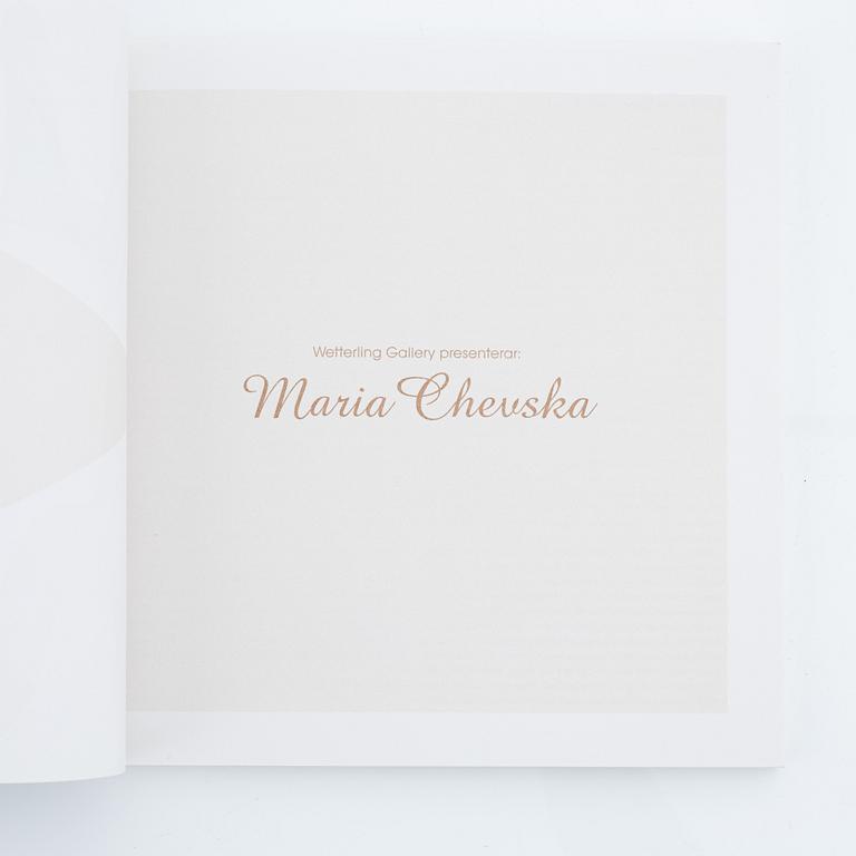 Maria Chevska, blandteknik med kaolin, signerad M. Chevska och daterad 2002 à tergo.
