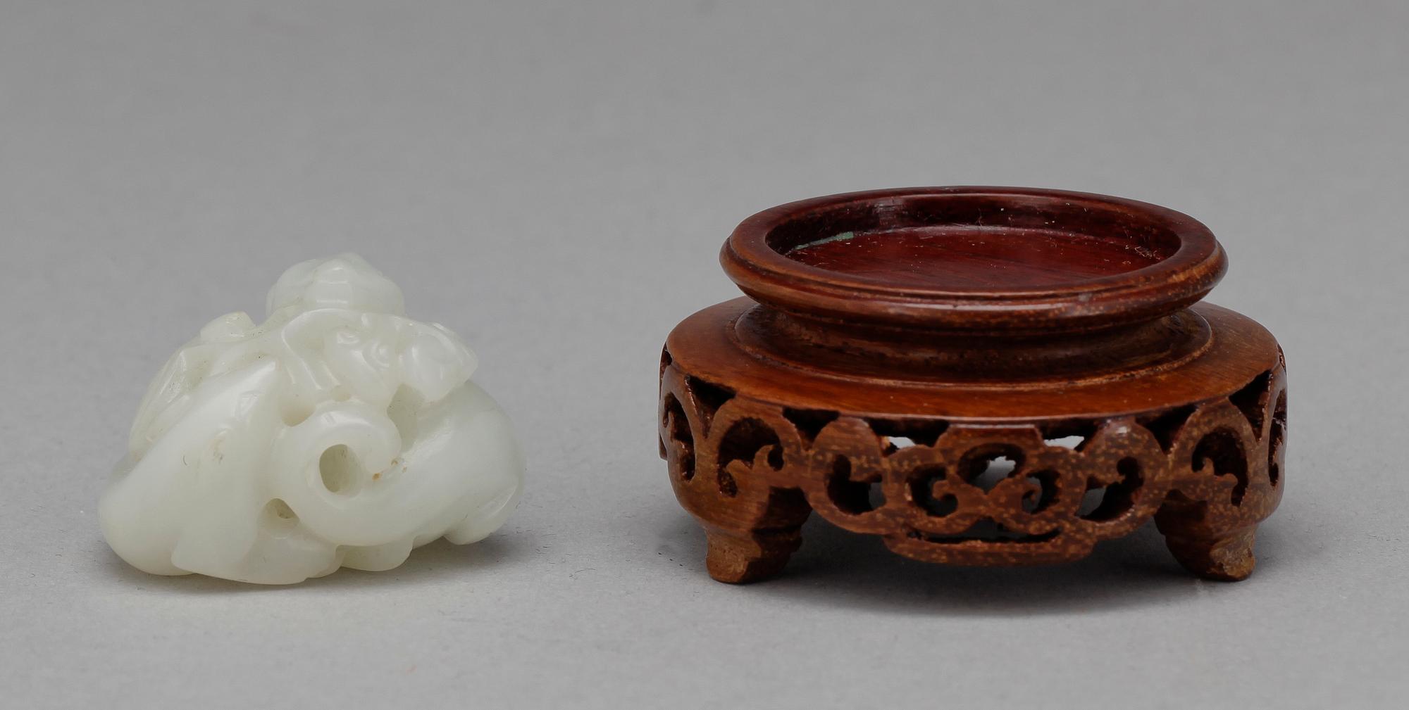 FIGURIN, jade, Kina, 1900-tal.