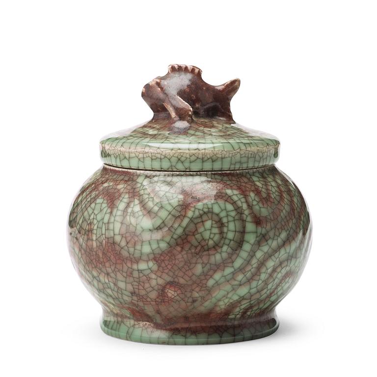 Gunnar Nylund, a glazed stoneware jar and cover, Bing & Grøndahl, Denmark 1920's.