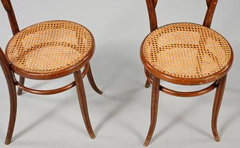 STOLAR, ett par, Thonetliknande, 1900-talets första hälft.