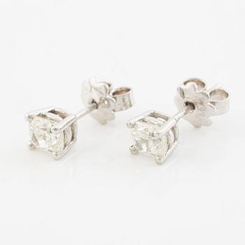 Earrings, a pair, 18K white gold with cushion-cut diamonds totalling 1.44 ct, accompanied by GIA dossier.