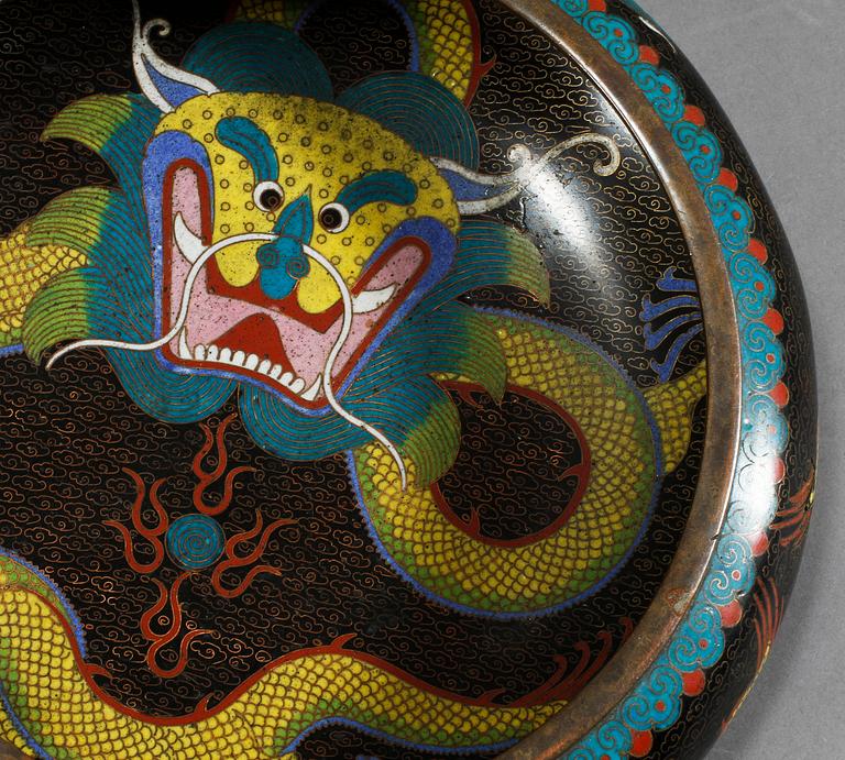 SKÅL, cloisonné, omkring 1900.