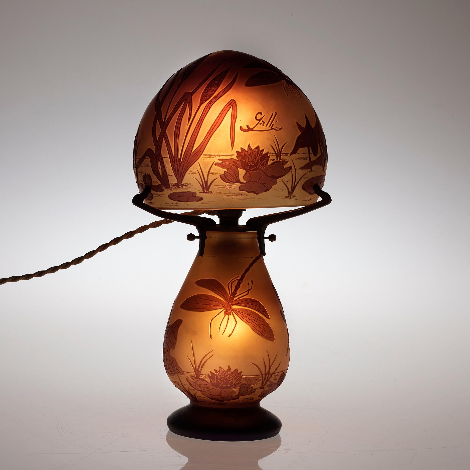 An Emile Gallé Art Nouveau cameo glass table lamp, Nancy, France.