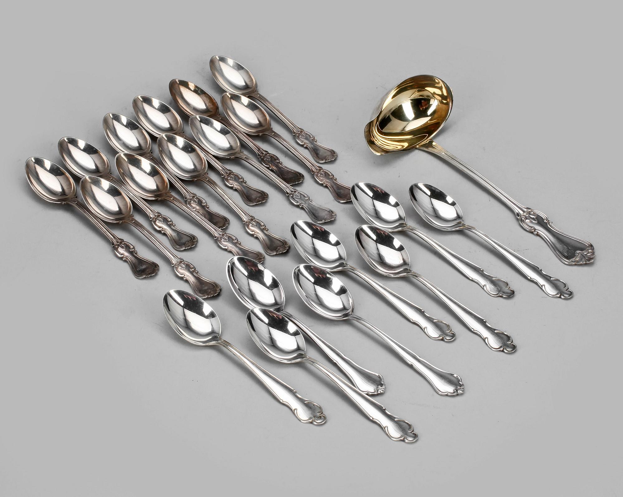 SKEDAR, 20 st, silver, bland annat GAB, Stockholm, 1959. Total vikt ca 332g.