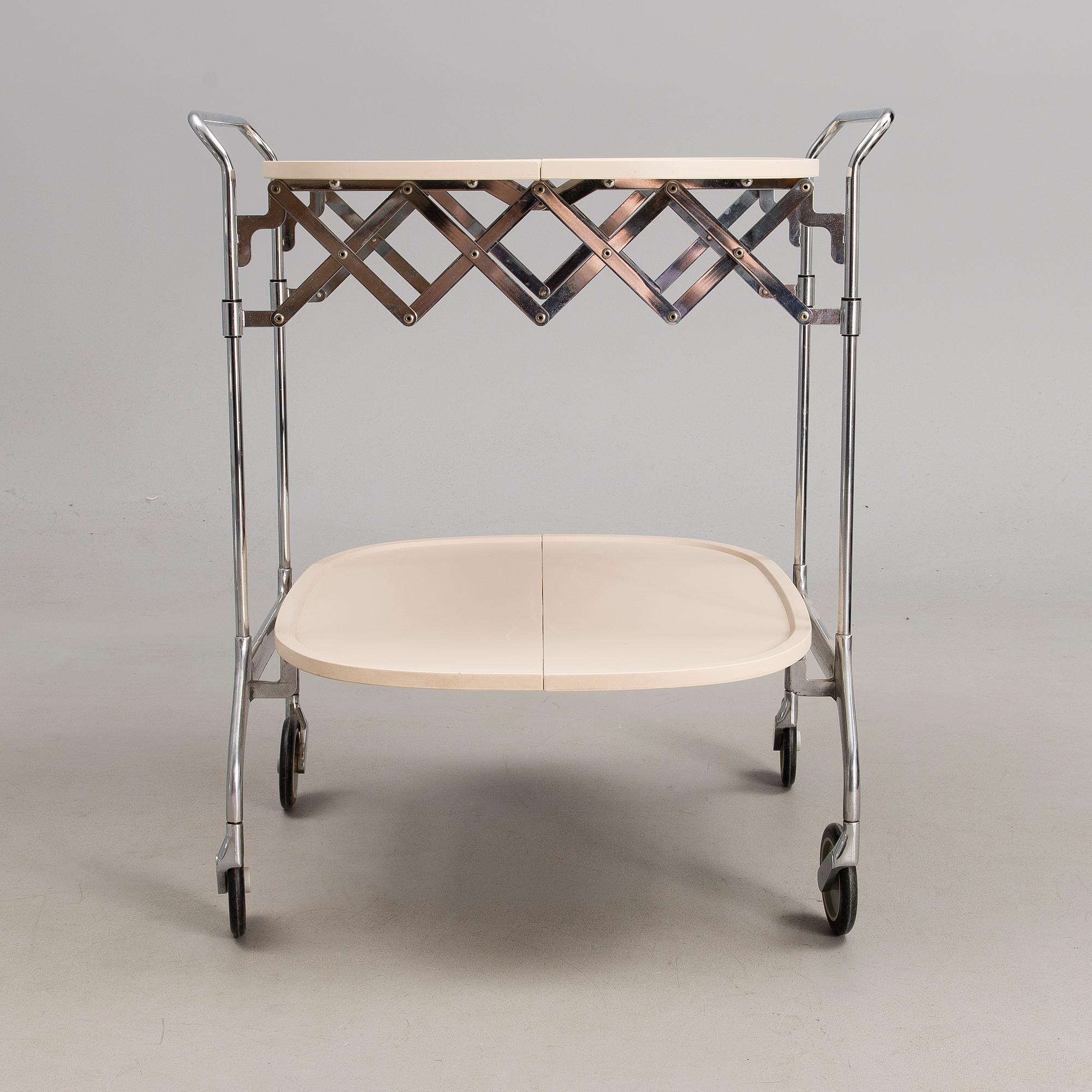 SERVERINGSVAGN, "Gastone", Antonio Citterio & Oliver Löw, Kartell, Italien. Formgiven 1991.