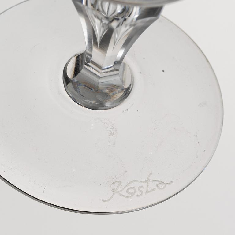 Vicke Lindstrand, six 'Dalecarlia' white wine glasses, Kosta Boda.