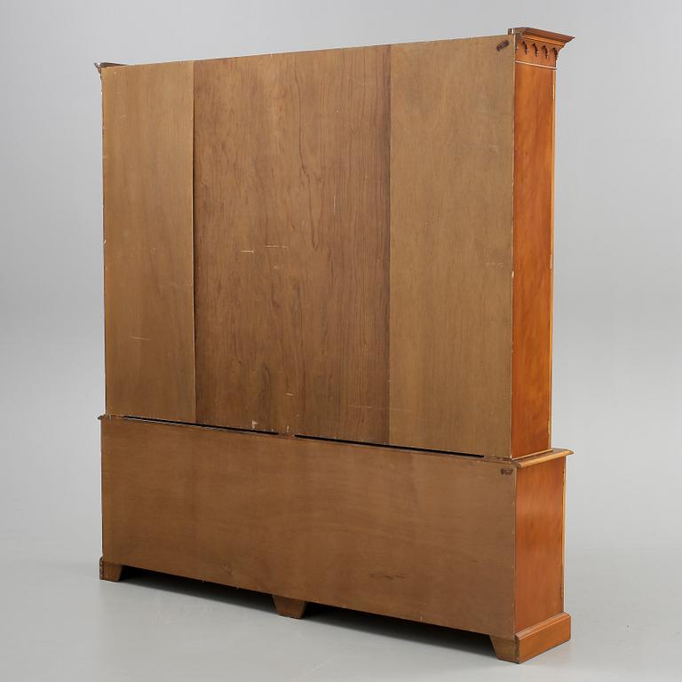 BOKSKÅP, England, 1900-talets första hälft.