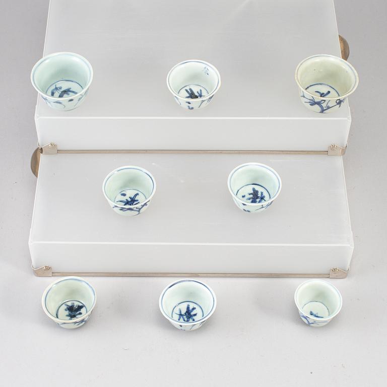 Eight blue and white cups, Ming dynasty (1368-1644).