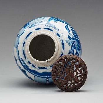 BOJAN, porslin. Qingdynastin, Kangxi (1662-1722).