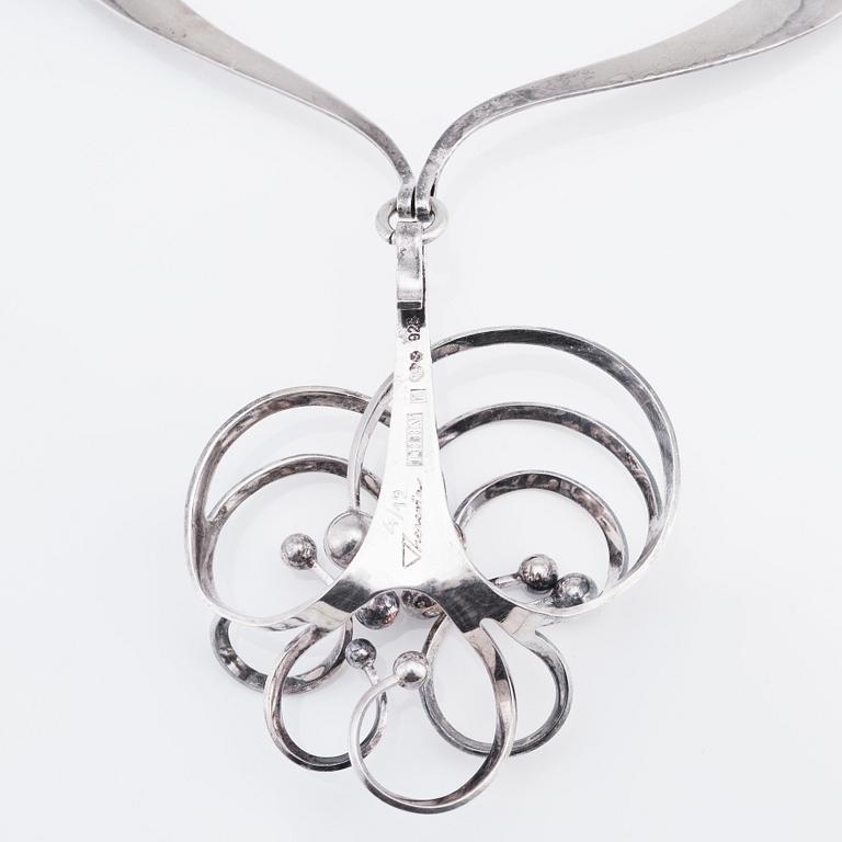 Theresia Hvorslev, a sterling silver necklace with pendant, Lidköping 1975.