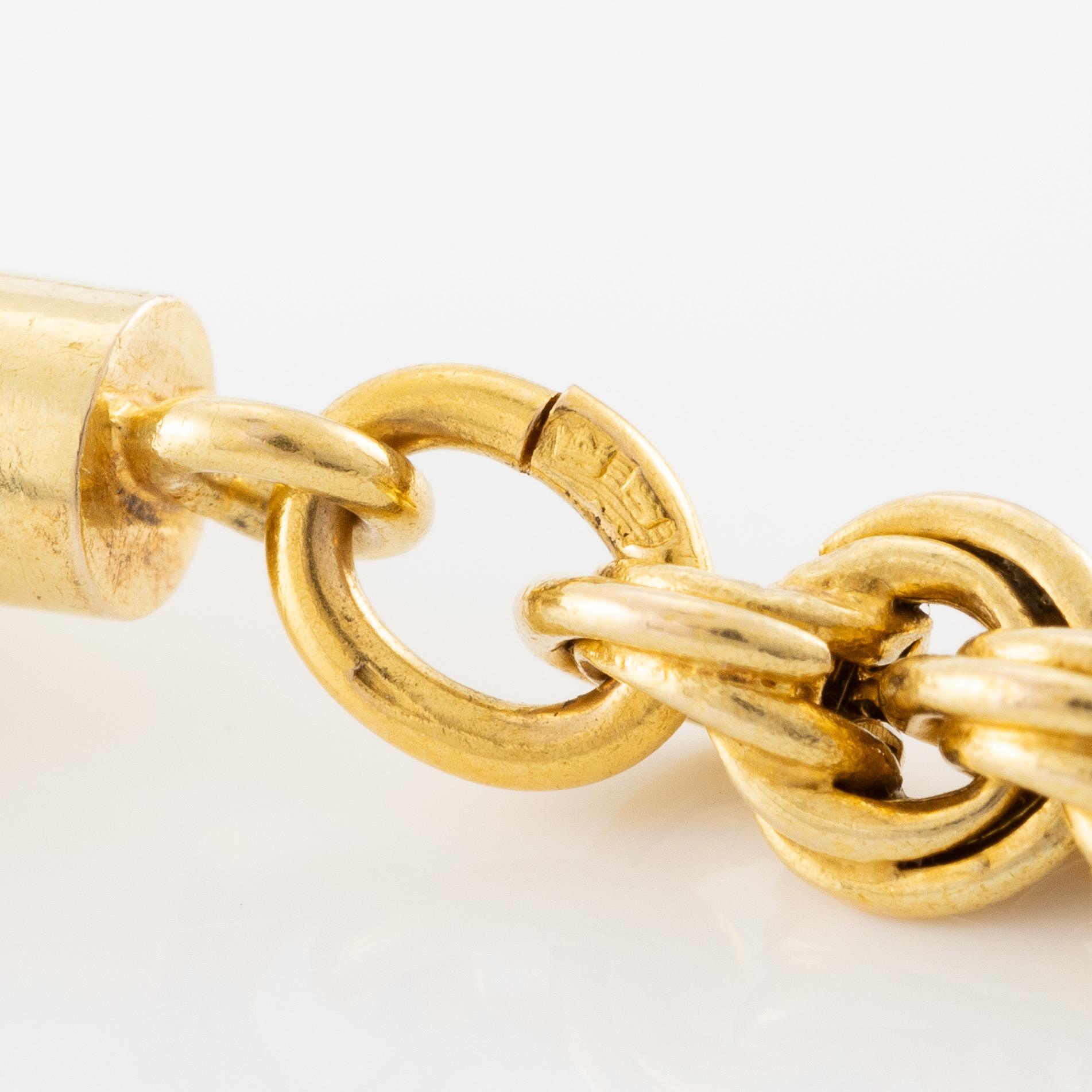 Medaljong 18K guld med pärlor med kedja 18K guld.