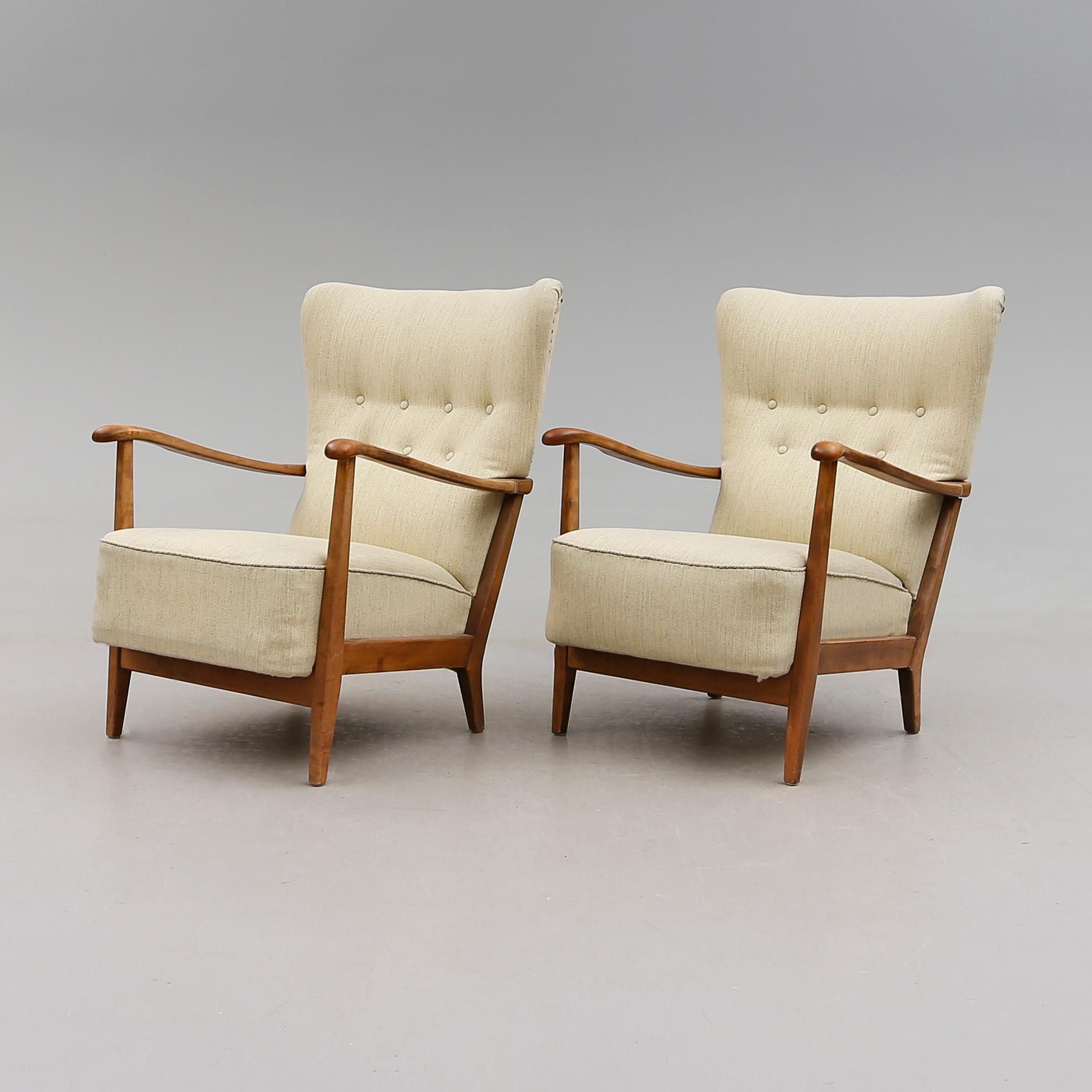 FÅTÖLJER, 1 par, 1900-talets mitt.