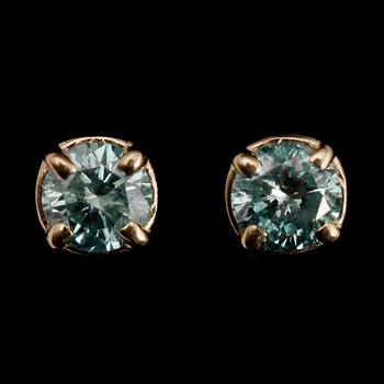 ÖRHÄNGEN, 1 par, rödguld, med turkosblå diamanter totalt 0.50 ct.