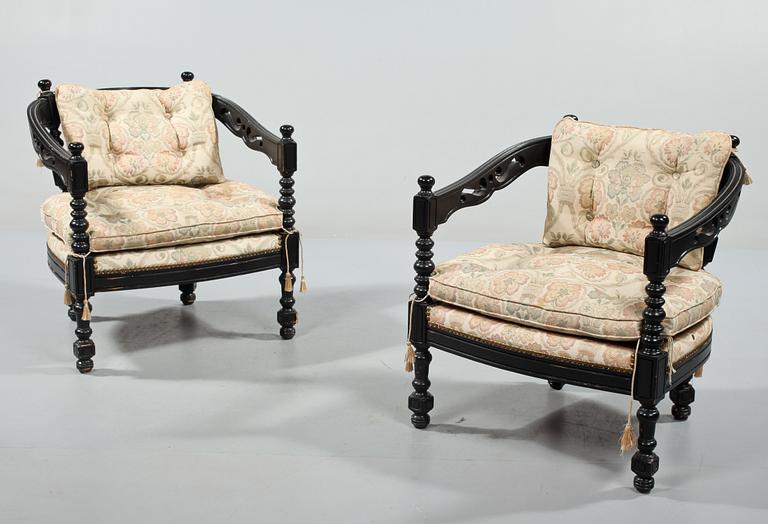 FÅTÖLJER, ett par, nyrenässansstil, 1900-talets första hälft.