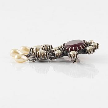 Christian Dior, brooch, Mitchel Maer.