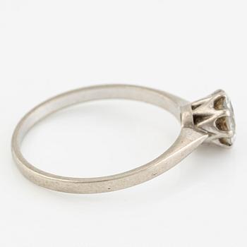 Ring, 18K white gold with brilliant-cut diamond.