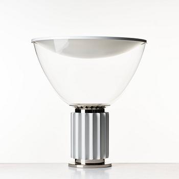 Achille Castiglioni, & Pier Giacomo Castiglioni, bordslampor 1 par, "Taccia", Flos, Italien efter 1962.