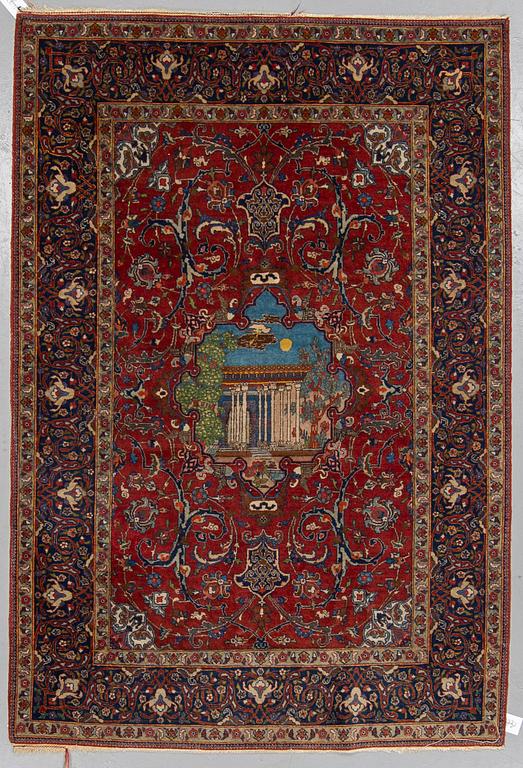 An Tabriz rug, probably ca 204 x 141 cm.